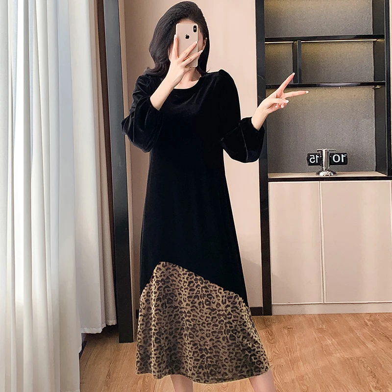 秋冬打底减龄丝绒连衣裙 豹纹拼接宽松显瘦中长款大码连衣裙女