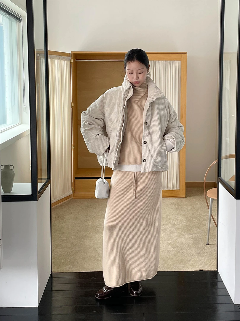 【素简】冬季新90白鸭绒保暖羽绒服立领宽松蓬松灯芯绒外套03885