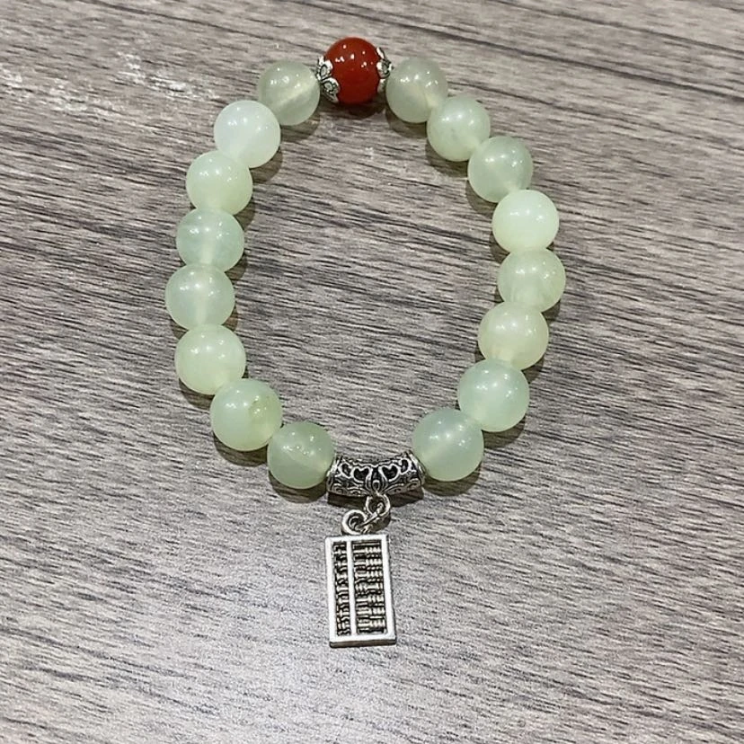 【闪购商品】蛇纹石玉手串未镶嵌