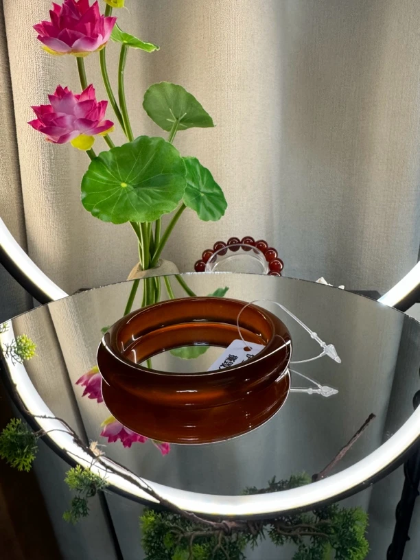 天然玛瑙手镯江料