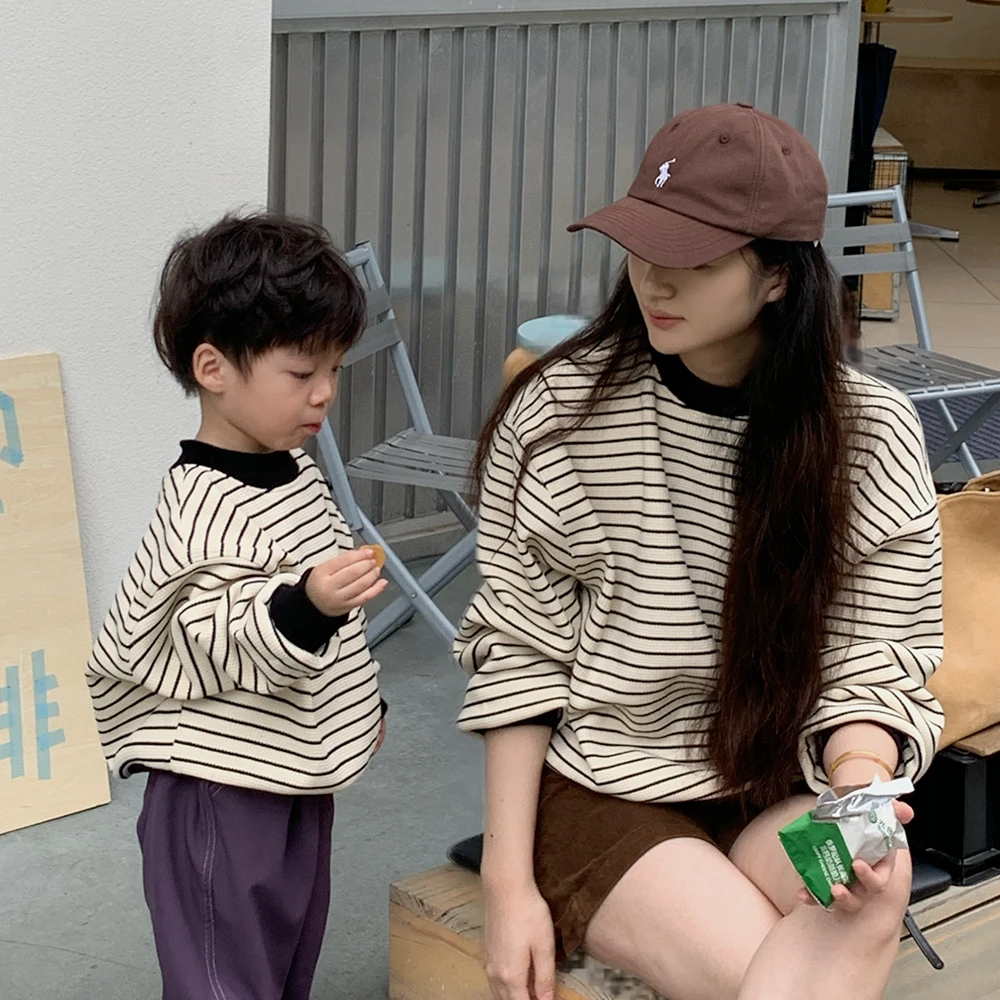 73082【撞彩白条纹】秋冬新款儿童洋气卫衣百搭条纹宽松休闲上衣