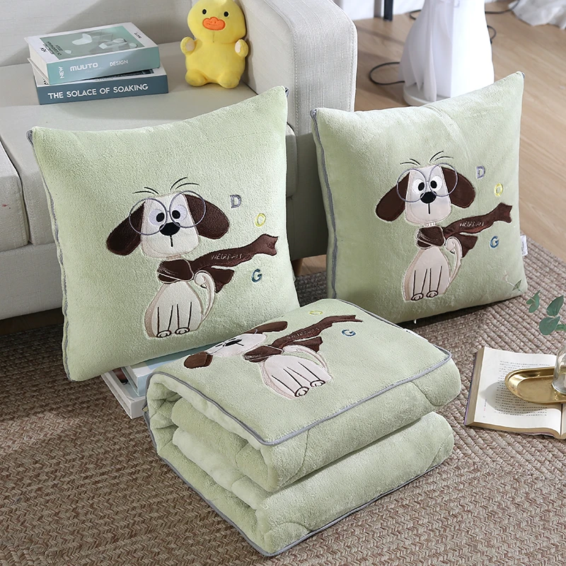 冬季加绒车载加厚二合一抱枕被两用可爱折叠沙发靠垫抱枕被子两用