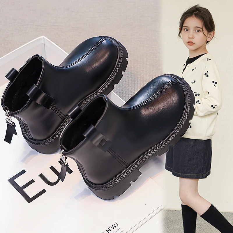 女童靴子2024秋冬新款洋气马丁靴小女孩时尚百搭皮靴儿童加绒短靴
