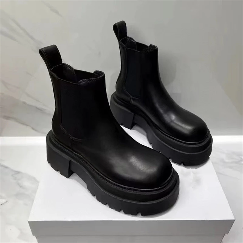 冬季爆款圆头百搭显瘦增高一脚蹬潮流厚底时尚真皮舒适透气女短靴