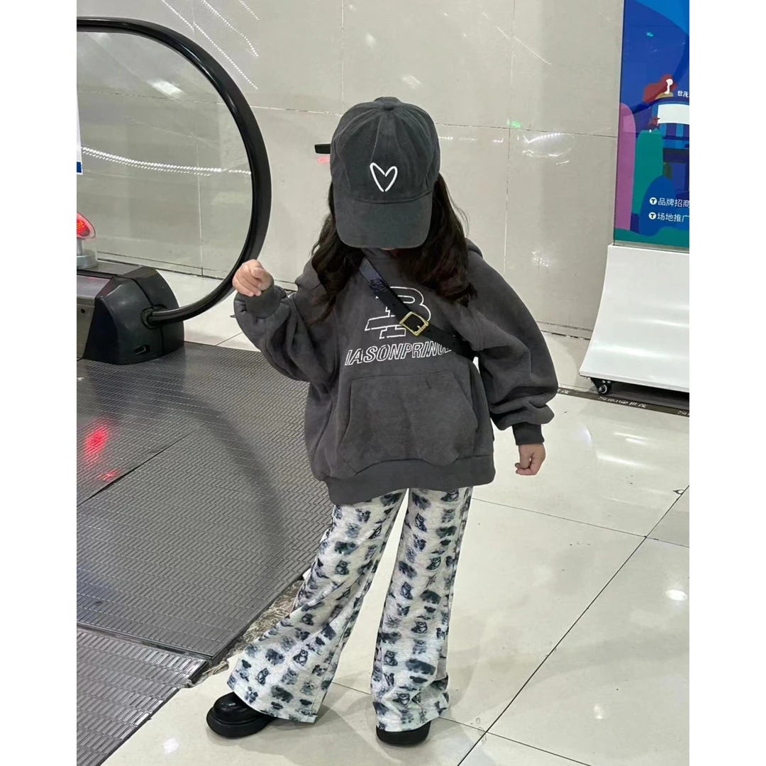 《清仓》壹妈韩版童装女童秋季套装儿童字母印花卫衣卡通休闲喇叭裤