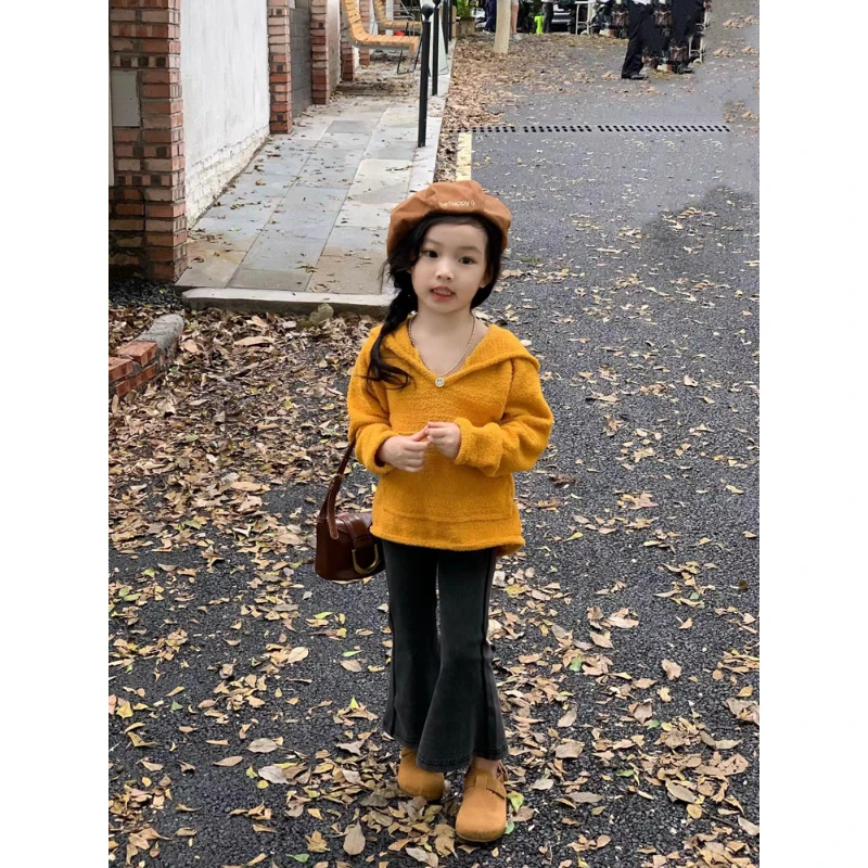 壹妈韩版童装萌娃穿搭女童套装儿童秋冬时髦连帽毛衣喇叭裤两件套