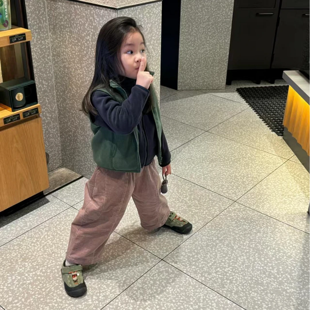 壹妈童装萌娃穿搭女童秋冬套装儿童洋气摇粒绒马甲外套阔腿休闲裤