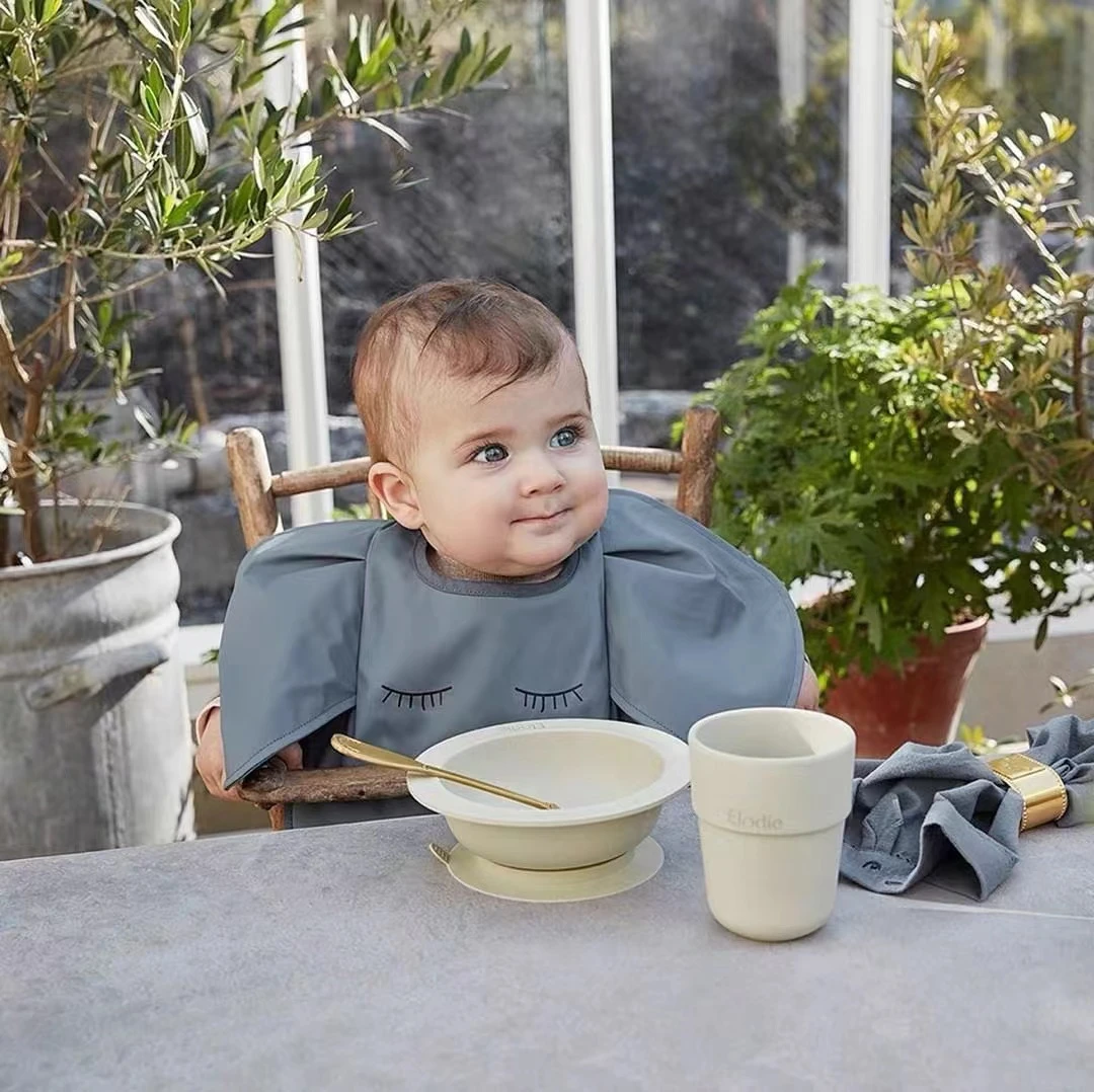 萌萌家饭兜婴儿防水围兜宝宝吃饭神器辅食罩衣幼儿硅胶围嘴超软