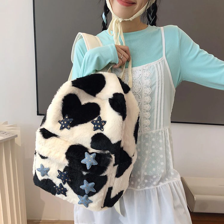 2024新款高级感毛绒双肩包女大学生奶牛爱心书短途旅行包电脑包