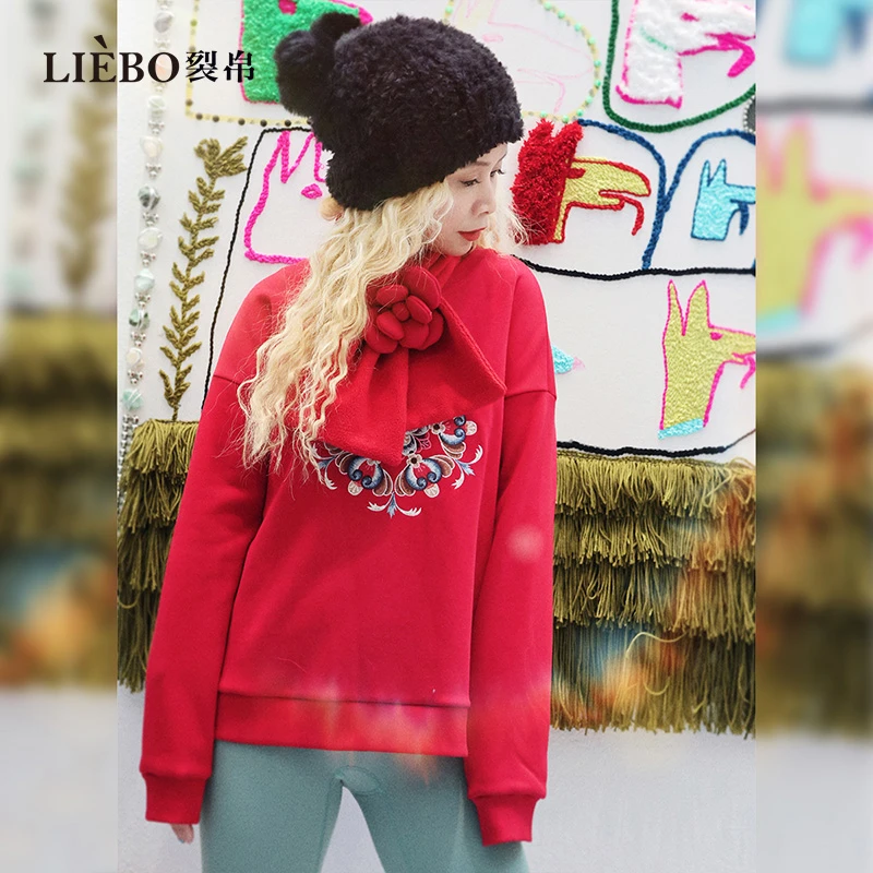 裂帛原创设计宽松圆领套头复古刺绣上衣小个子加绒卫衣冬51AN0041