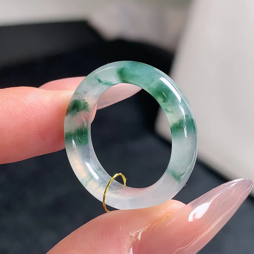 天然A貨缅甸翡翠戒指戒圈S829 圈口号：15号内径17.9-5.5-3.7