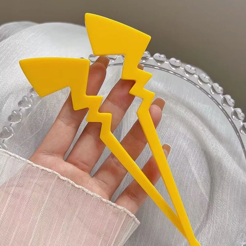 创意皮卡丘尾巴发簪简约后脑勺发饰少女感闪电簪子可爱盘发头饰品