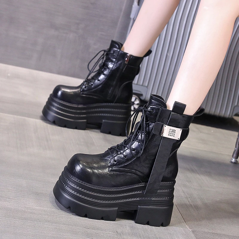 厚底马丁靴女秋冬2025新款加绒小个子10cm内增高女鞋真皮松糕短靴