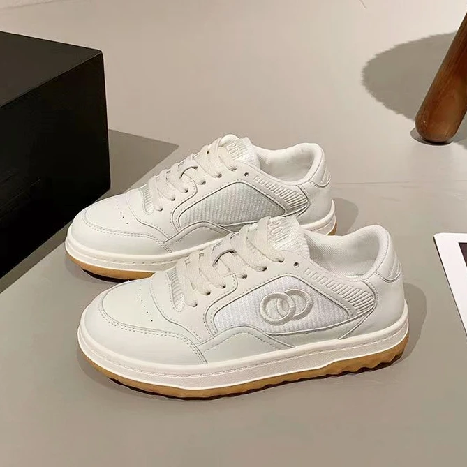 【MR】2023秋季新款网红香风拼色小白鞋女平底防滑休闲板鞋百搭款