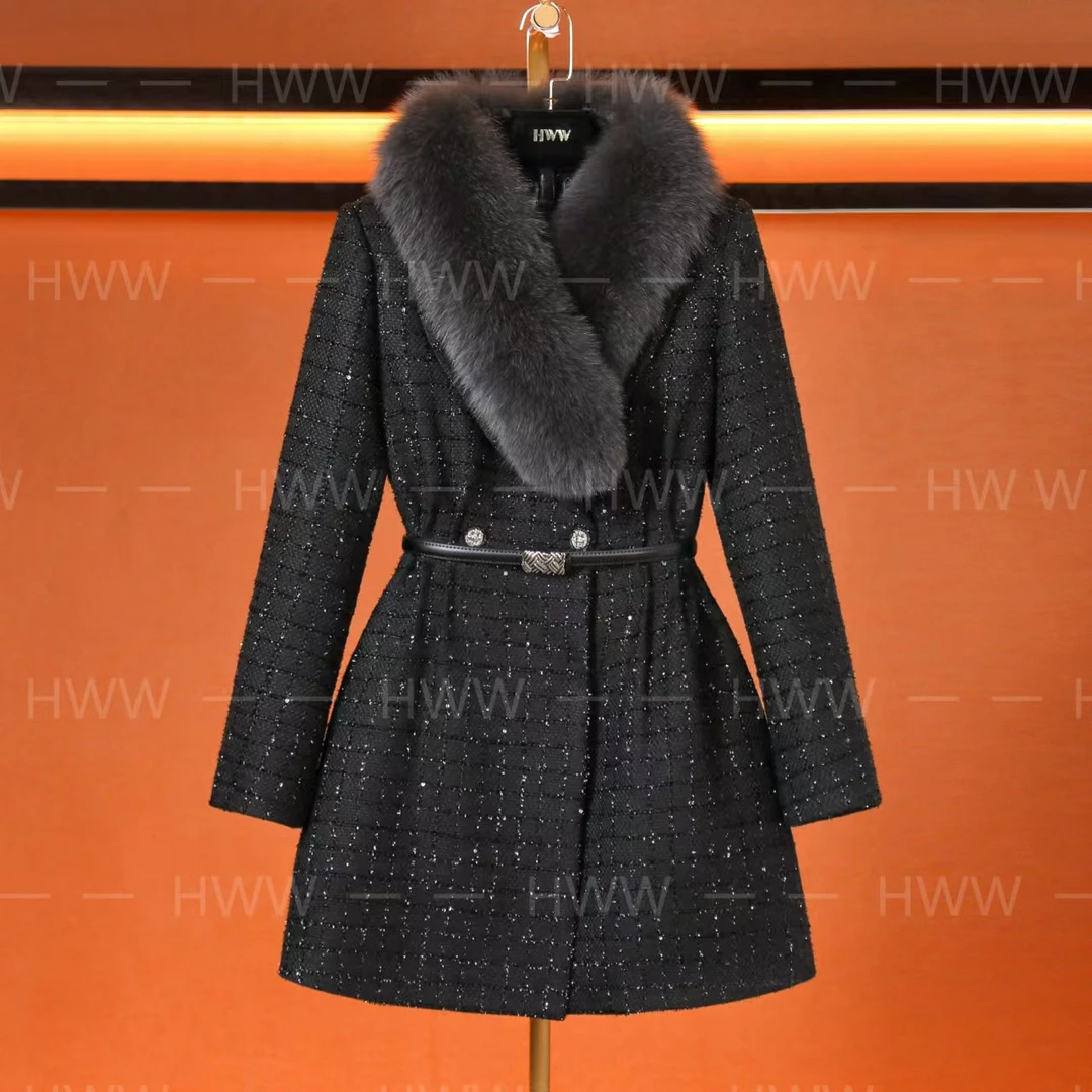 LL/90白鹅绒毛领狐狸毛潮流时尚法式收腰短款鹅绒服DHZFF407412