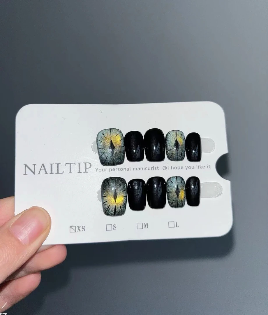 恶魔之眼纯手工穿戴甲猫眼显白简约光疗美甲片可拆卸式