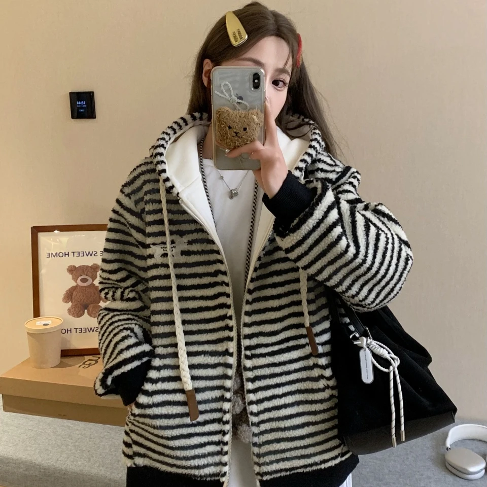 【24460】冬季新款毛毛小狗连帽外套