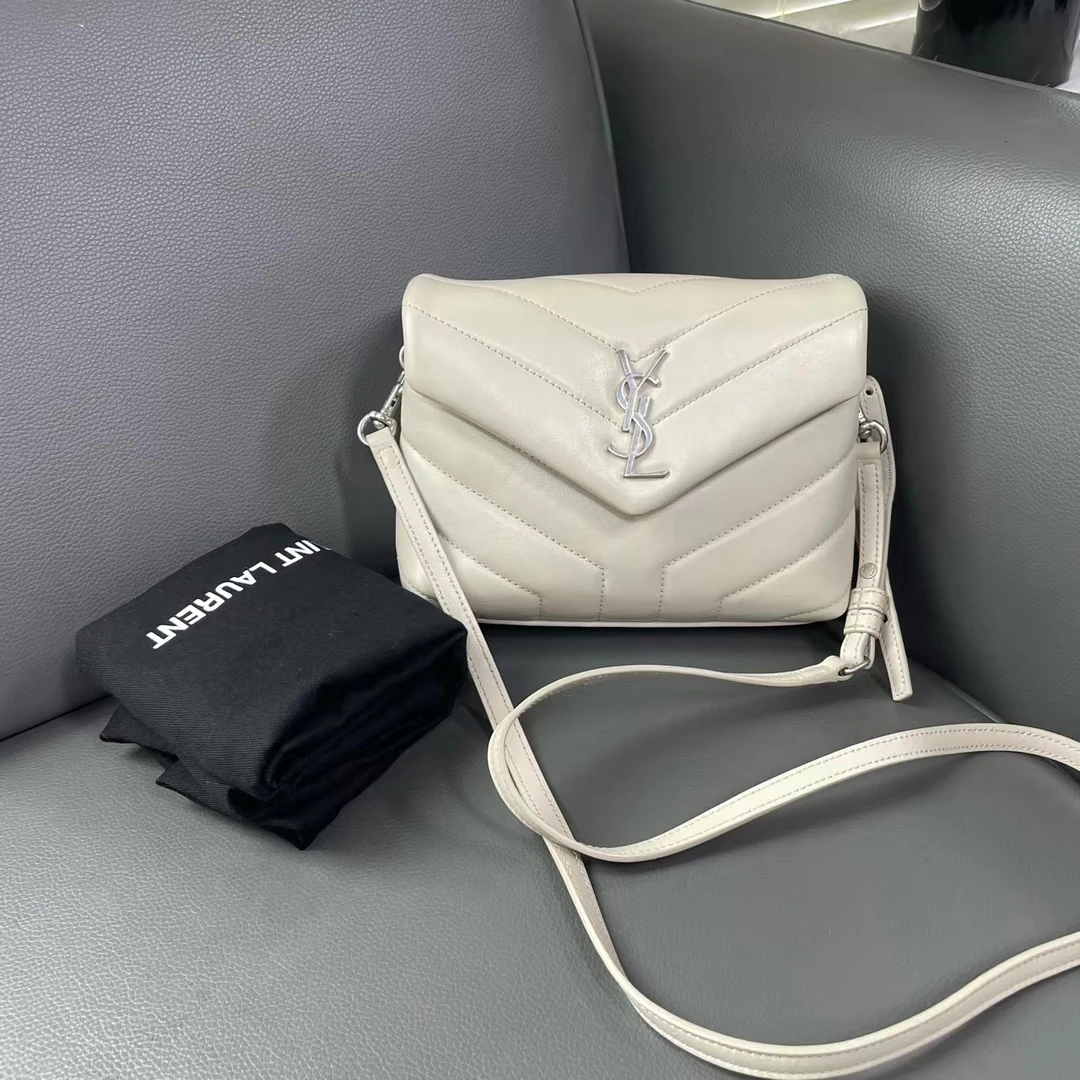 95新 YSL/圣罗兰 坤球奢选 YSL圣罗兰loulou斜挎包
