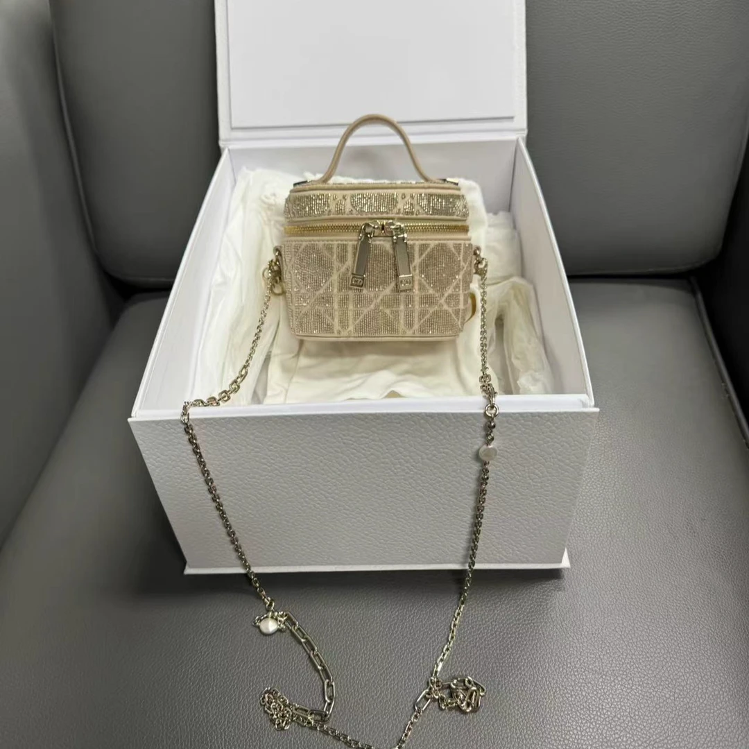 95新 DIOR/迪奥 坤球奢选 迪奥迷你刺绣珠子戴妃包