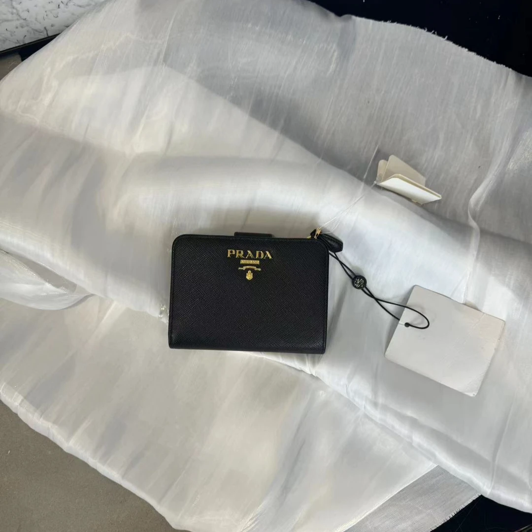95新 Prada/普拉达 坤球奢选普拉达钱包