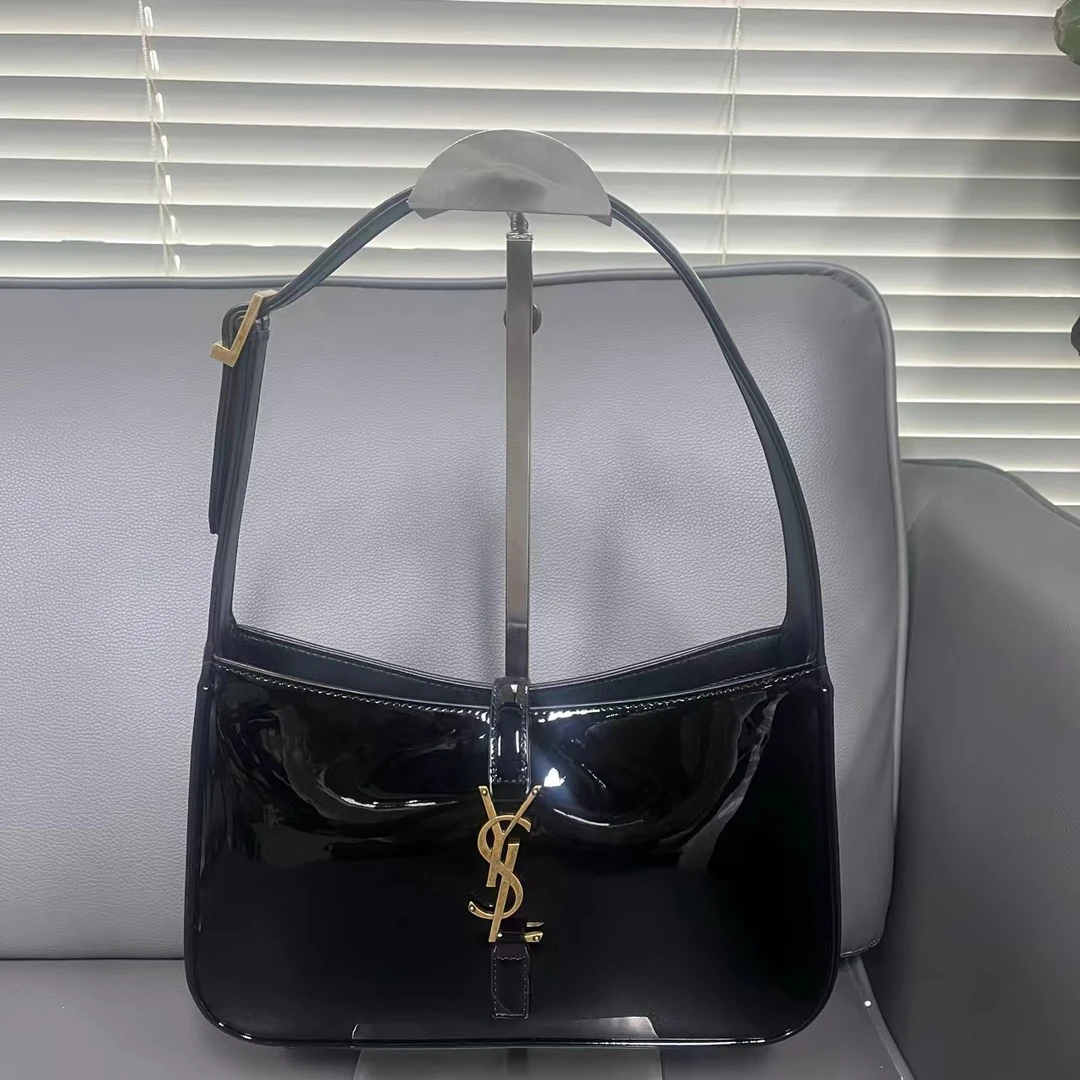 95新 YSL/圣罗兰 坤球奢选圣罗兰黑金漆皮hobo腋下包