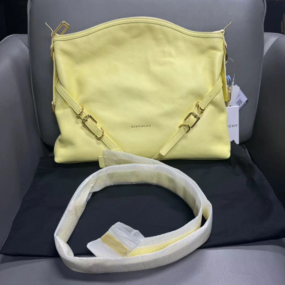 95新 Givenchy/纪梵希 坤球奢选纪梵希中号voyou单肩包