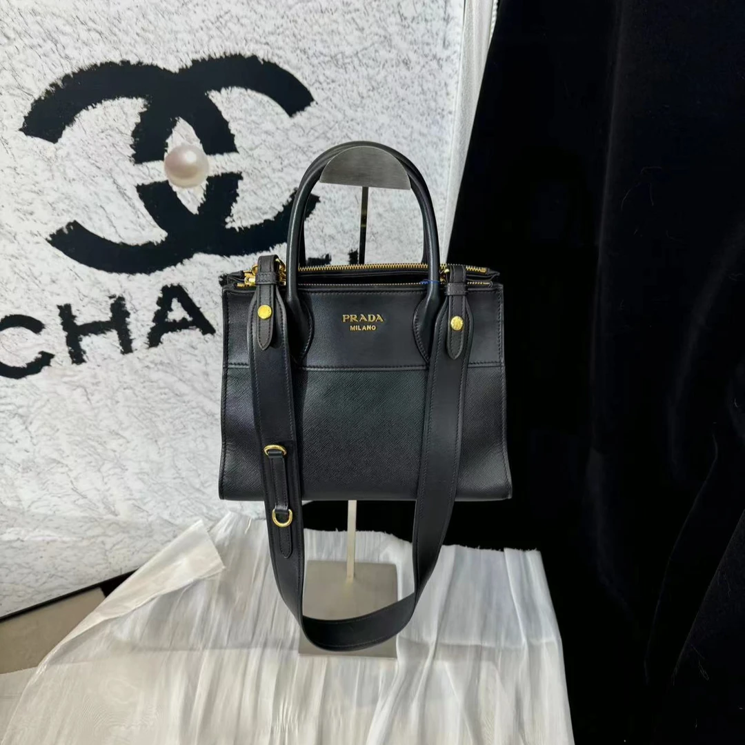 95新 Prada/普拉达 坤球奢选 普拉达手提包