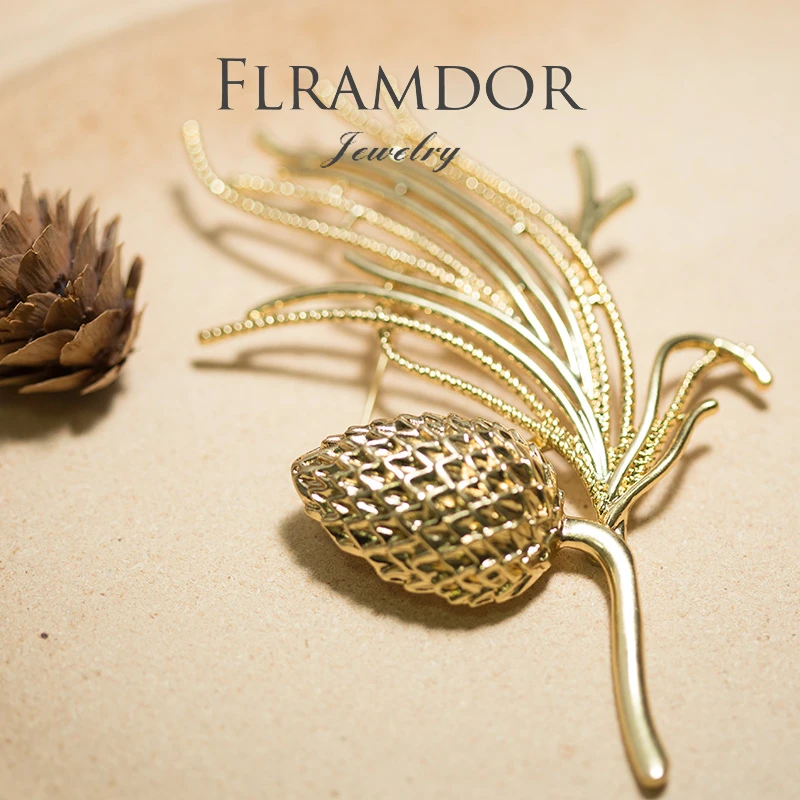 铜合金胸针 复古大气松果胸针气质百搭