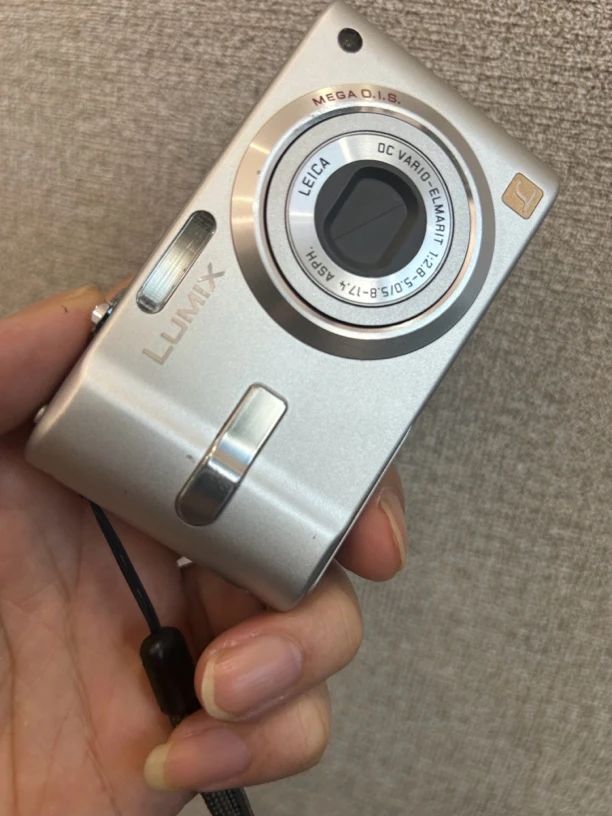95新 Panasonic/松下 Fx12银色数码相机