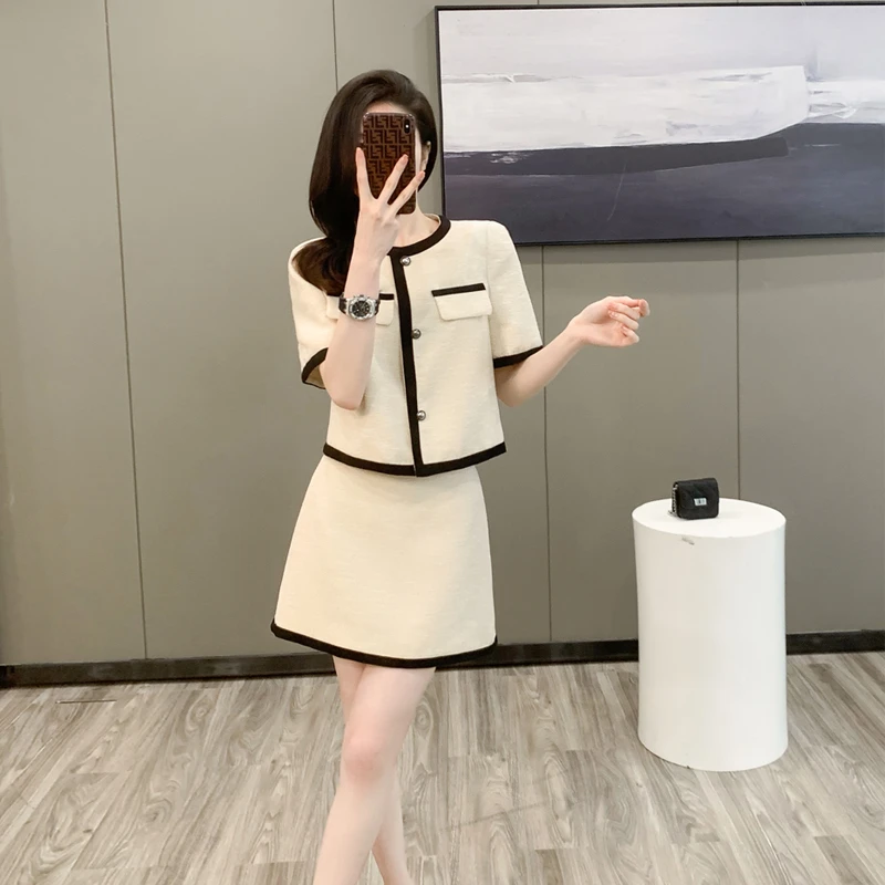 富家千金小香风套装女夏季新品短袖单排扣短外套+A字半身裙两件套