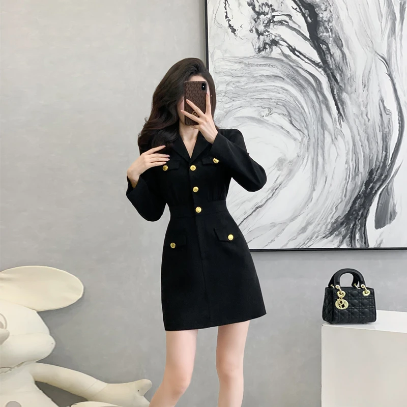 法式高级感洋气长袖连衣裙女秋冬装新款复古小个子修身显瘦小黑裙