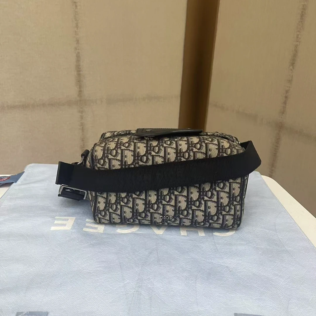 95新 DIOR/迪奥 【桔夕静文】相机包小号/TS019513