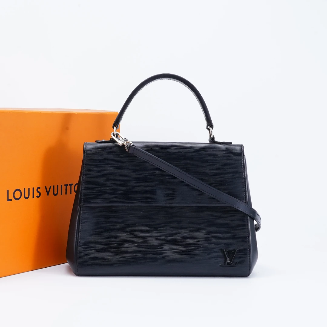 95新 LouisVuitton/路易威登 【桔夕娜娜】LV cluny中号/BG23000981
