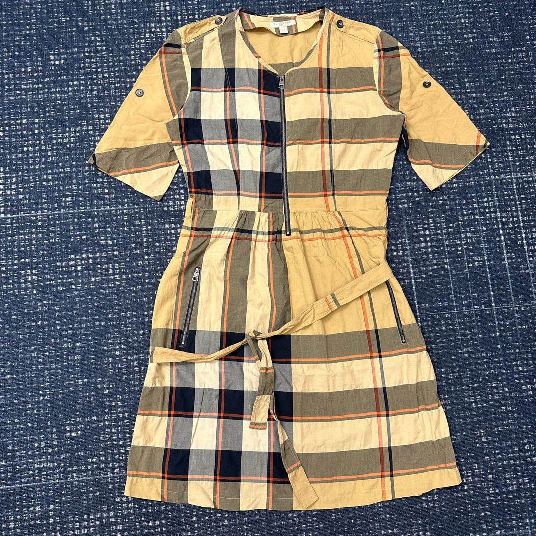 Burberry 巴宝莉 格纹连衣裙 99新 UK6码 001433