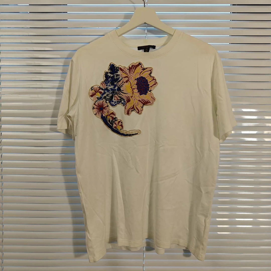 Louis Vuitton  路易威登 白色花卉刺绣T恤xl码99新002005