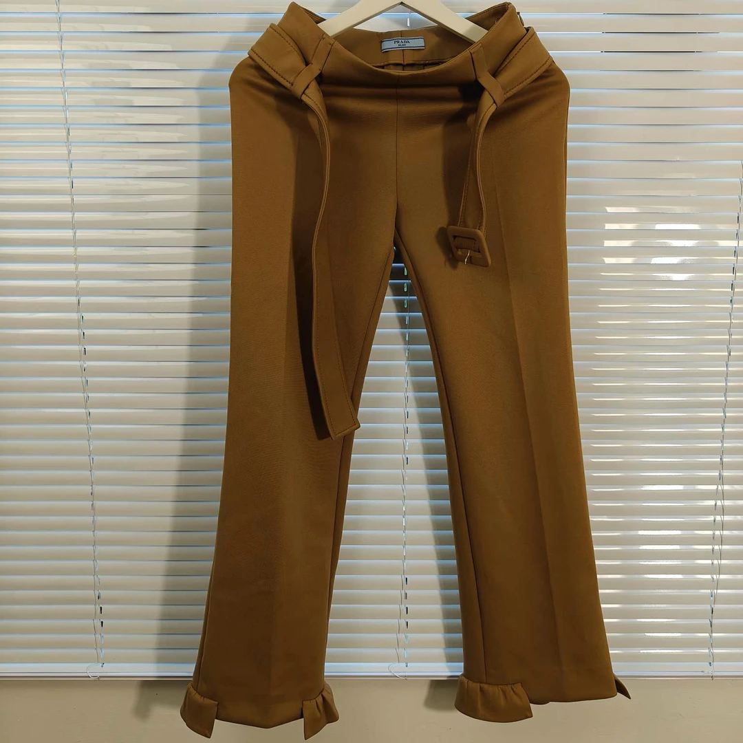 Prada 普拉达 棕色修身腰带喇叭裤36码 99新 001997