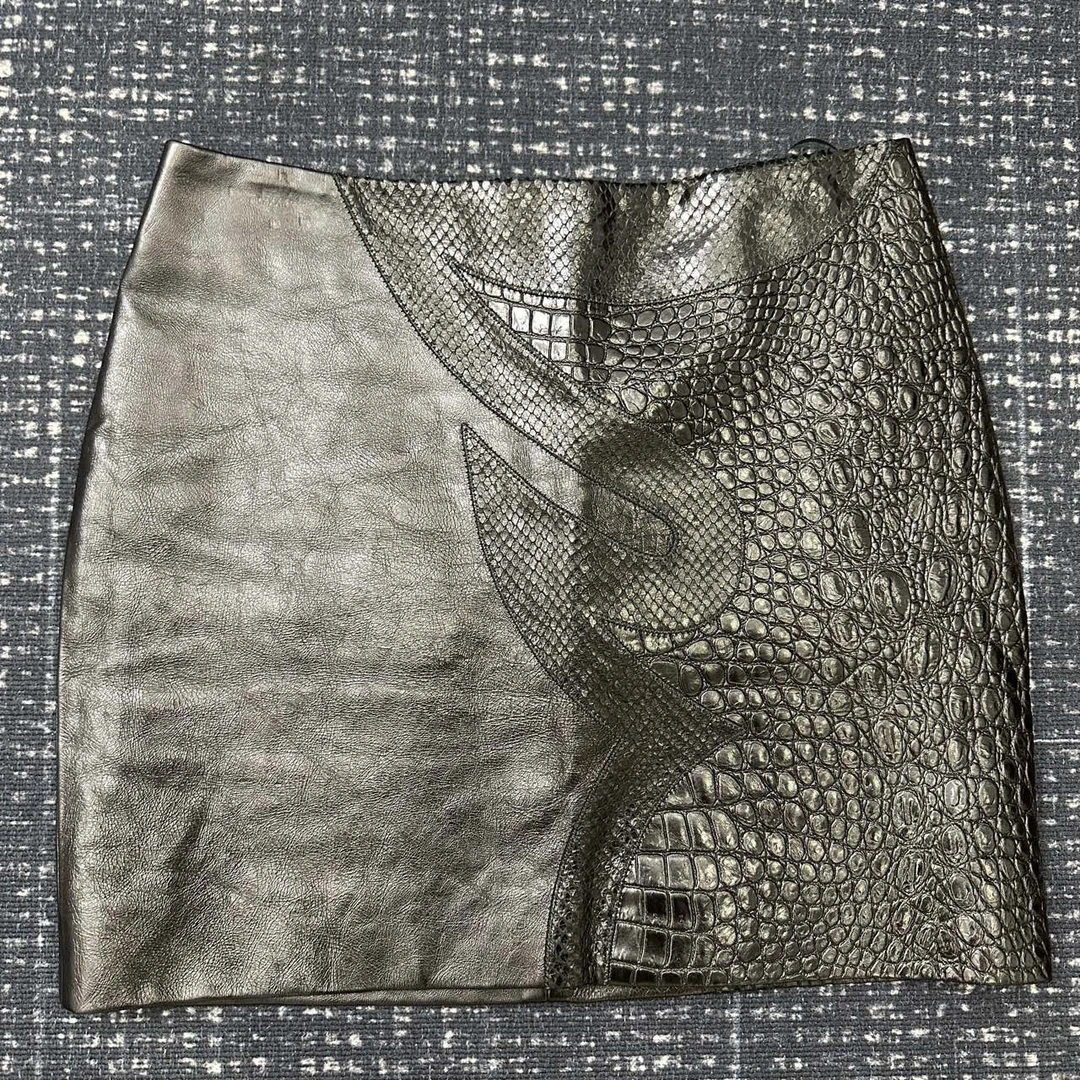 圣罗兰 牛皮高腰皮裙 36码 99新 001468