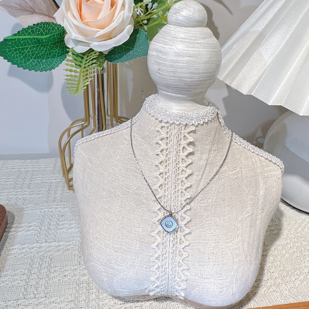 钛钢项链 X1049 轻奢小众独家设计云纹菱形福牌 简约时尚不掉色