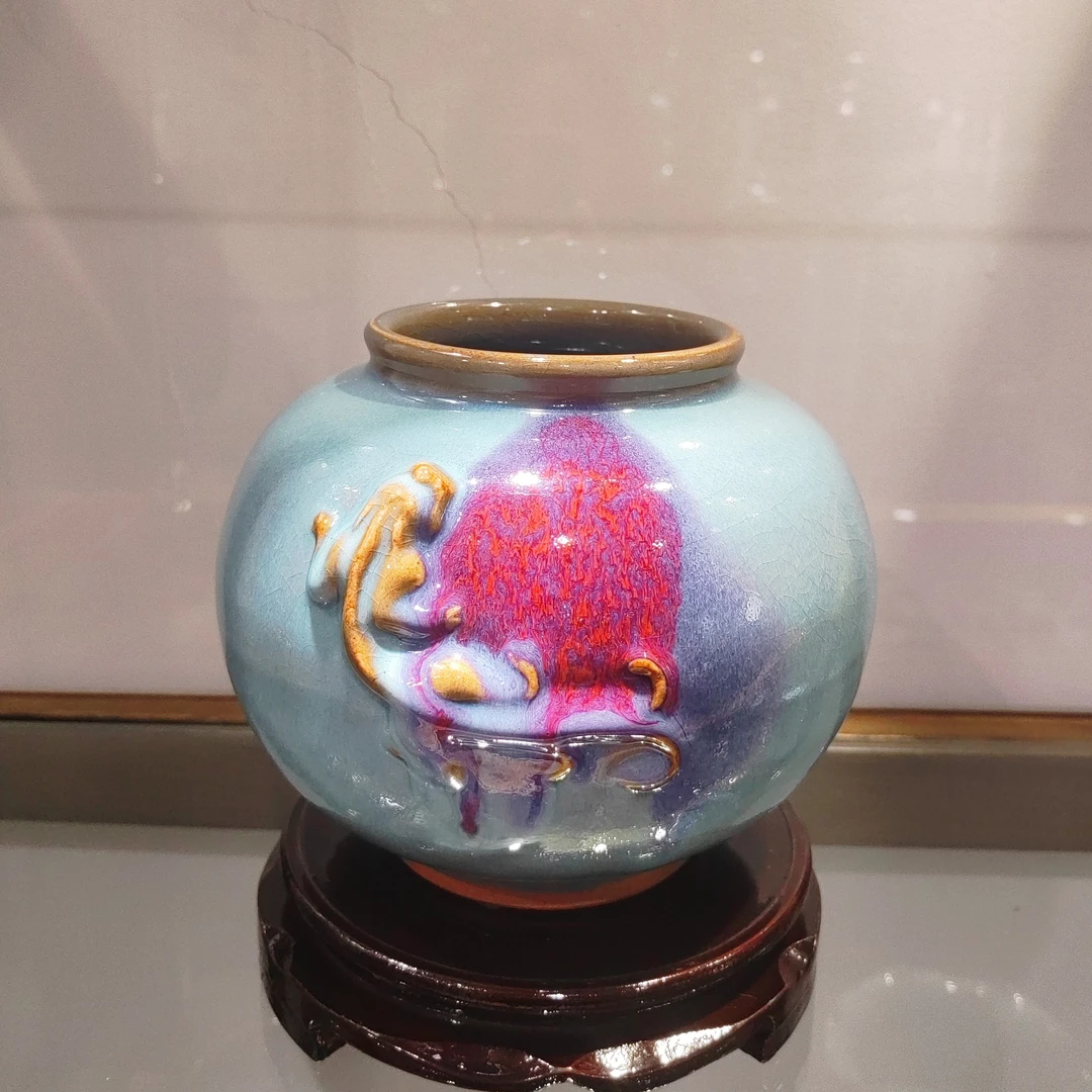 杨国政钧瓷作品螭龙罐