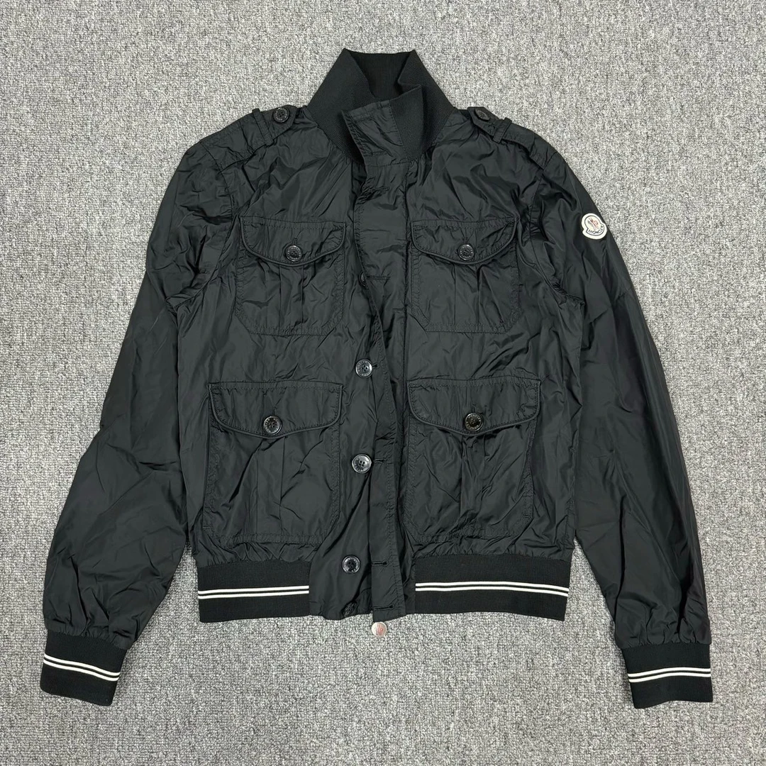Moncler蒙口 黑色徽标夹克外套 1码99新 9985715