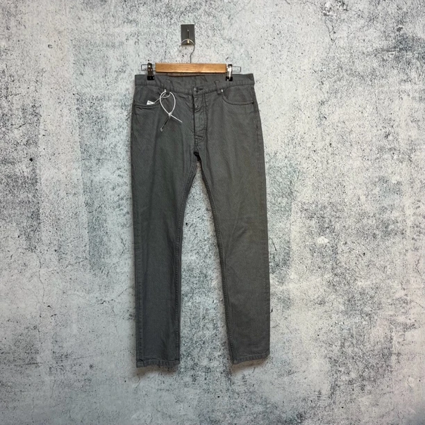全新未使用 / Margiela 马吉拉牛仔裤 / 99新 / 46码 /2022