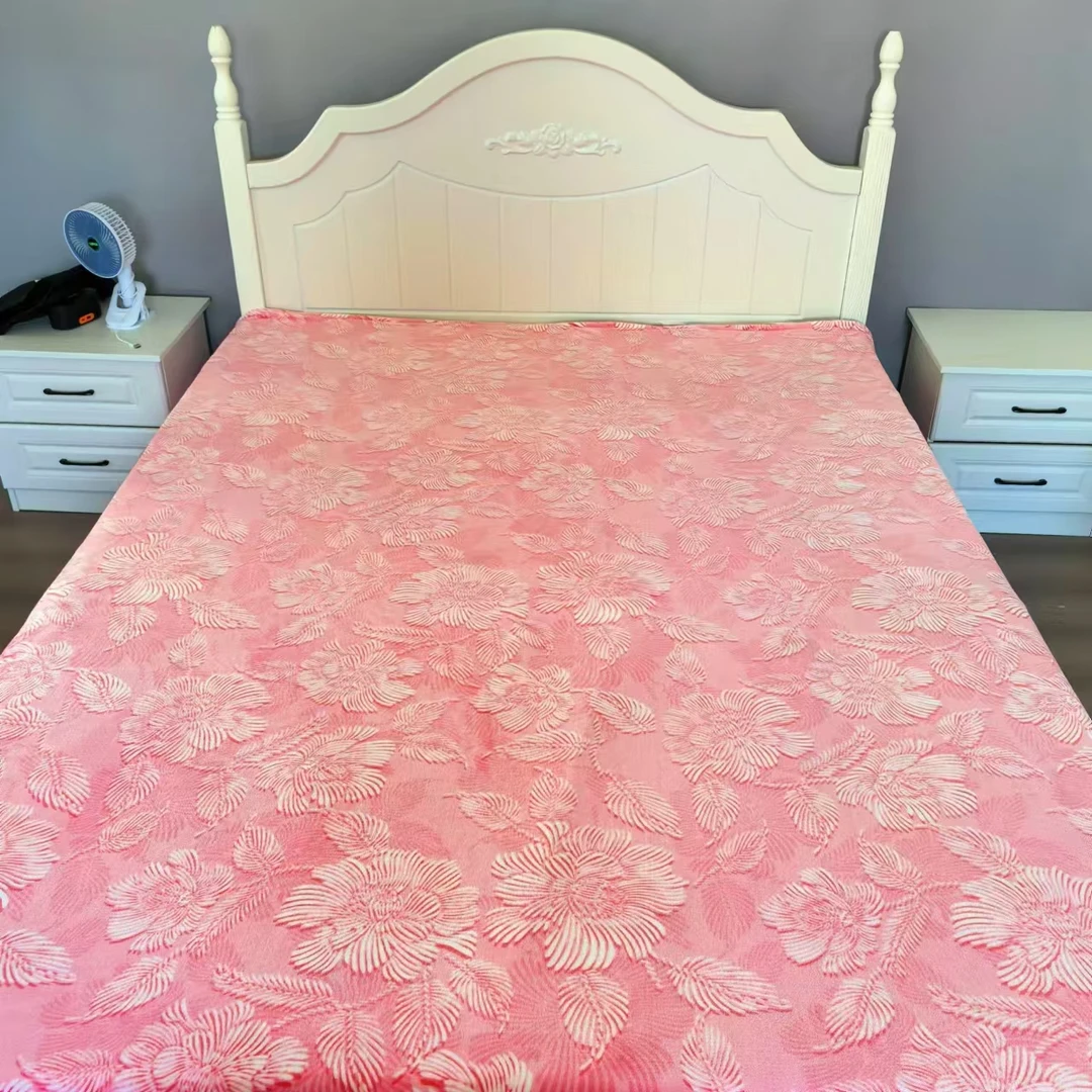 牛奶绒被套   200*230粉色线条花AA面轻奢简约保暖多功能高奢印花