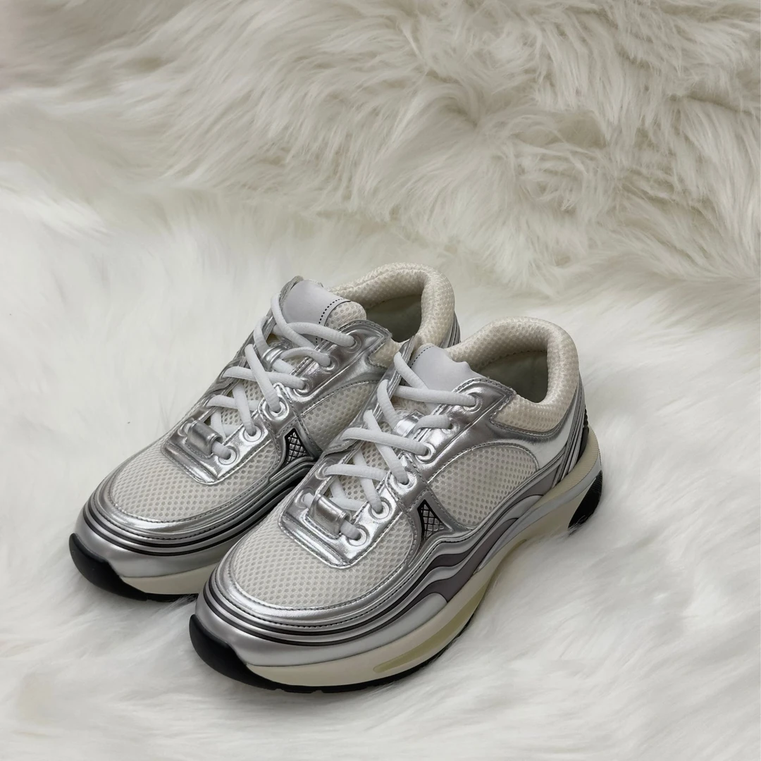 Yolo！新款潮流时尚百搭女士运动休闲鞋