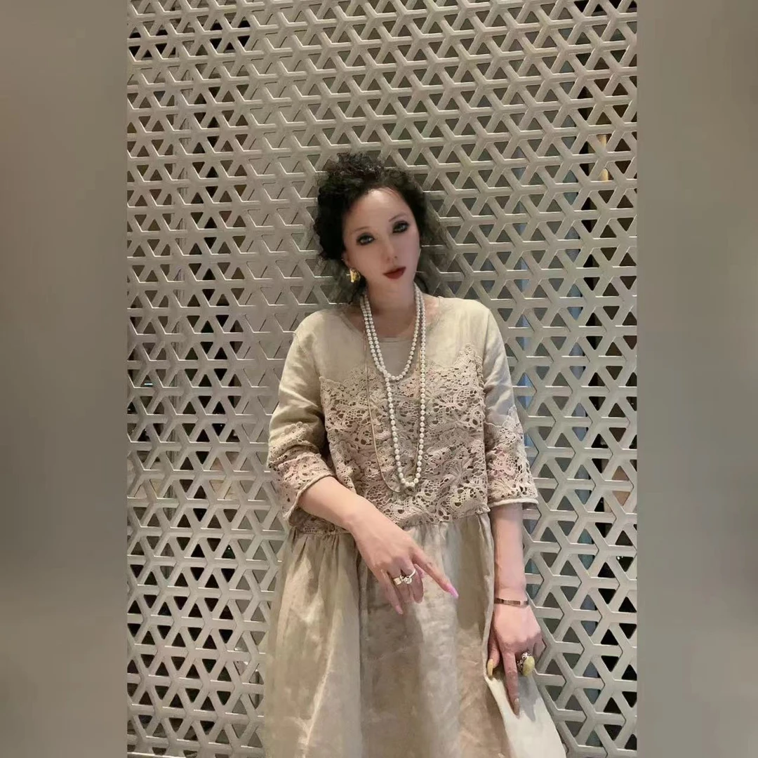 2372高端蕾织花设计圆领宽松连衣裙