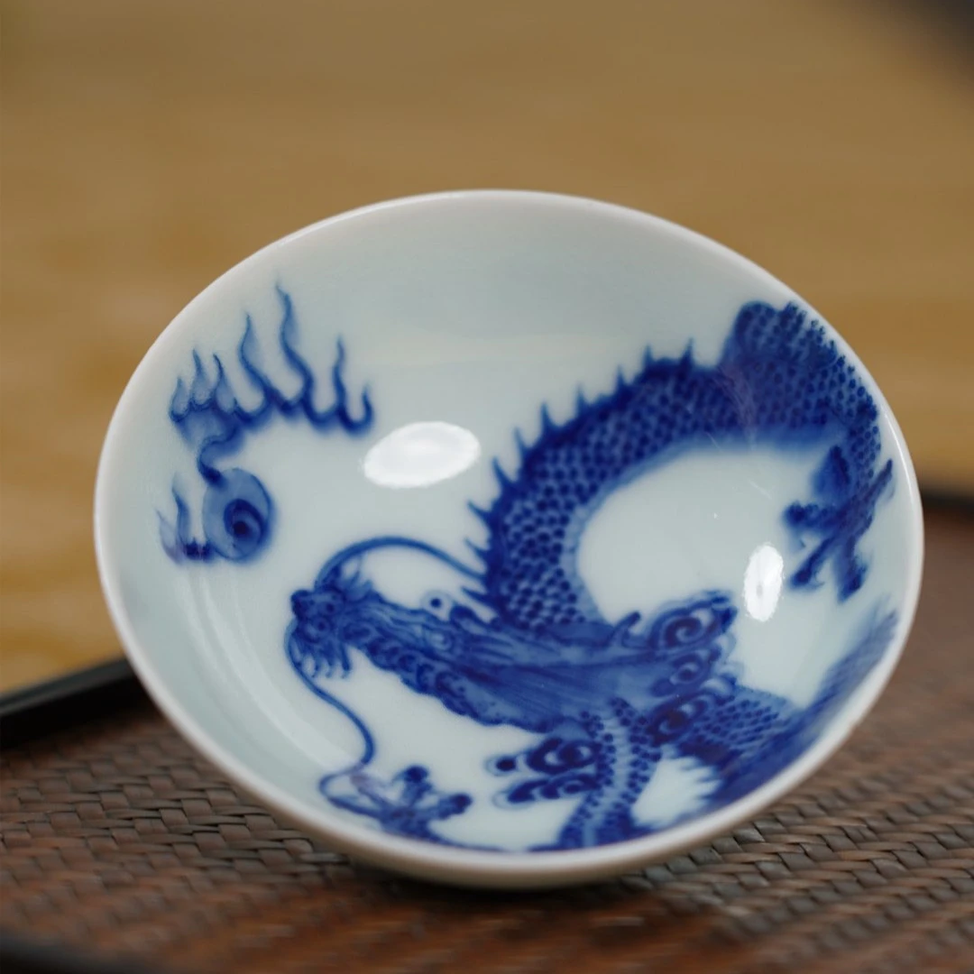 玉窑-青花龙纹普洱杯