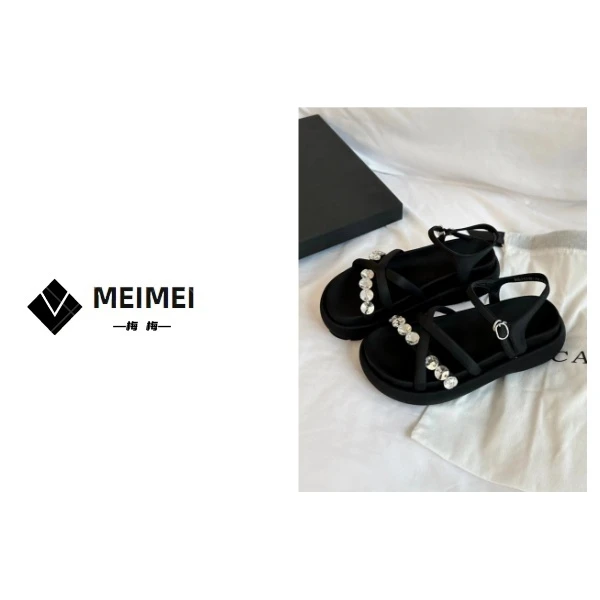 XMM.《钻钻扣式凉鞋》夏季时尚百搭洋气休闲厚底软底外穿凉鞋U77551