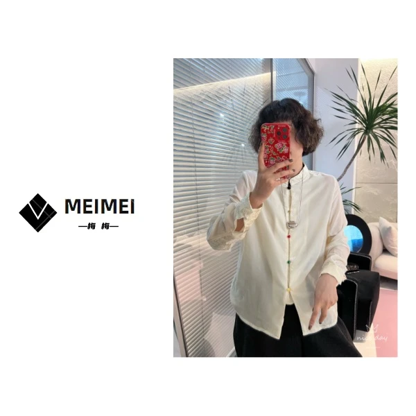 XMM.《千金小姐姐》时尚设计感休闲百搭彩扣高级感显瘦长袖丝绒衬衣