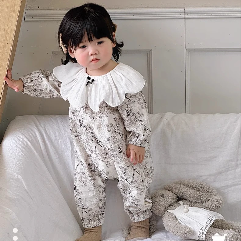 9707婴儿春秋新中式哈衣女宝宝满月公主哈衣百搭外出爬爬服居家