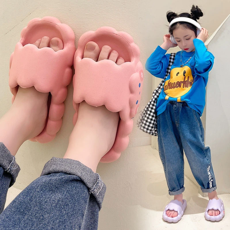 云朵儿童凉拖鞋女夏季新款踩屎感男女可爱居家室内外穿防滑凉拖鞋