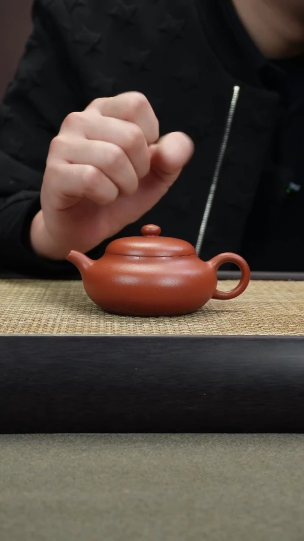 【闪购商品】紫砂茶壶扁梨 115CC